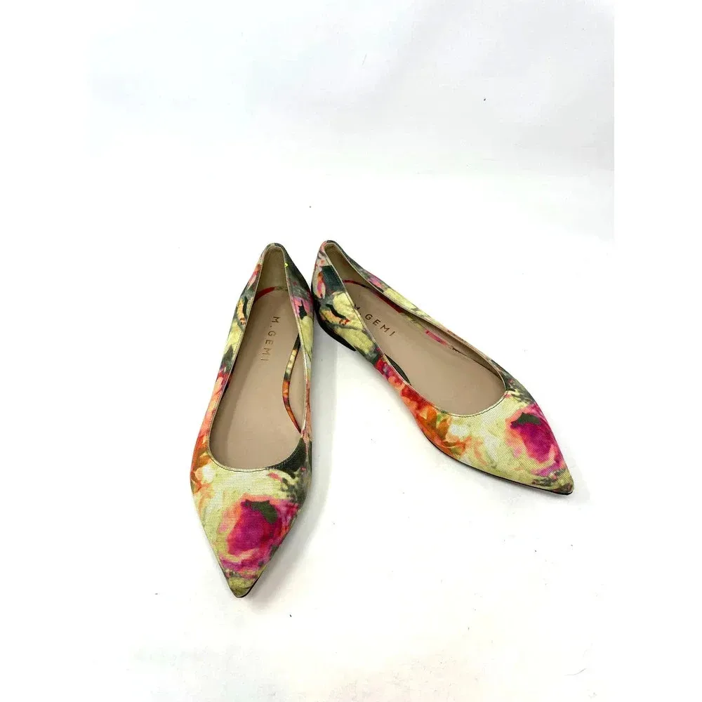 M. Gemi Abstract‎ Watercolor Pointed Toe Flats Size 37 / US 7 Yellow - Image 3