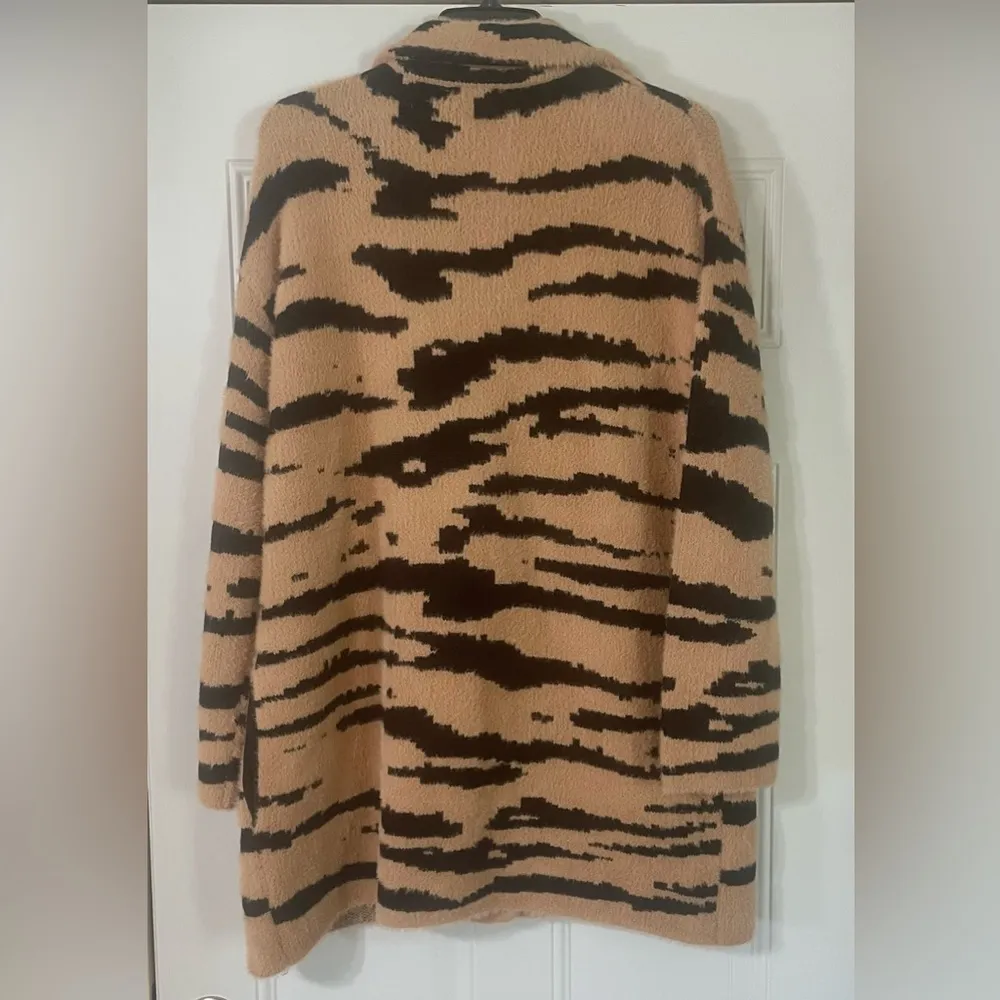 Calligraphie Tiger Stripe Single Button Overcoat Cardigan Size Medium Brown - Image 6