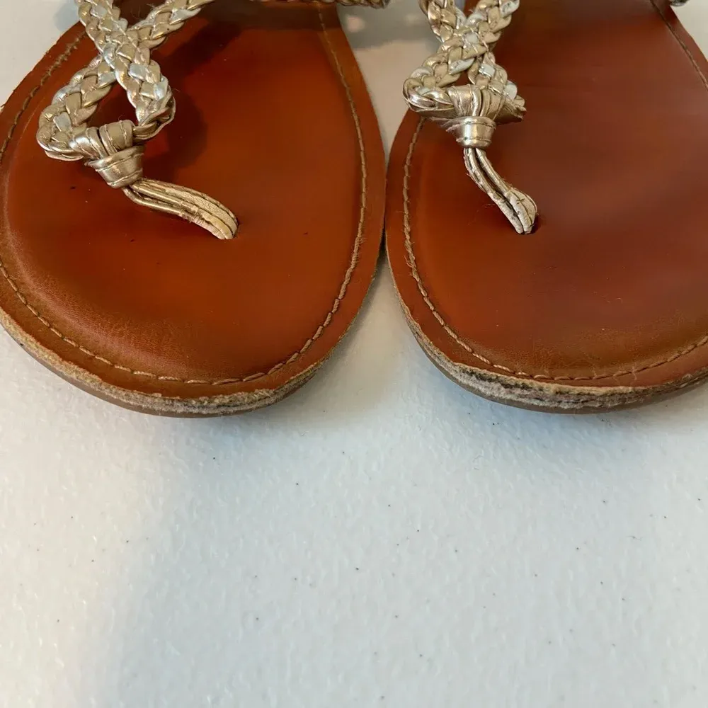 Universal Thread women’s gold braided strap sandals‎ — size 8.5 - Image 2