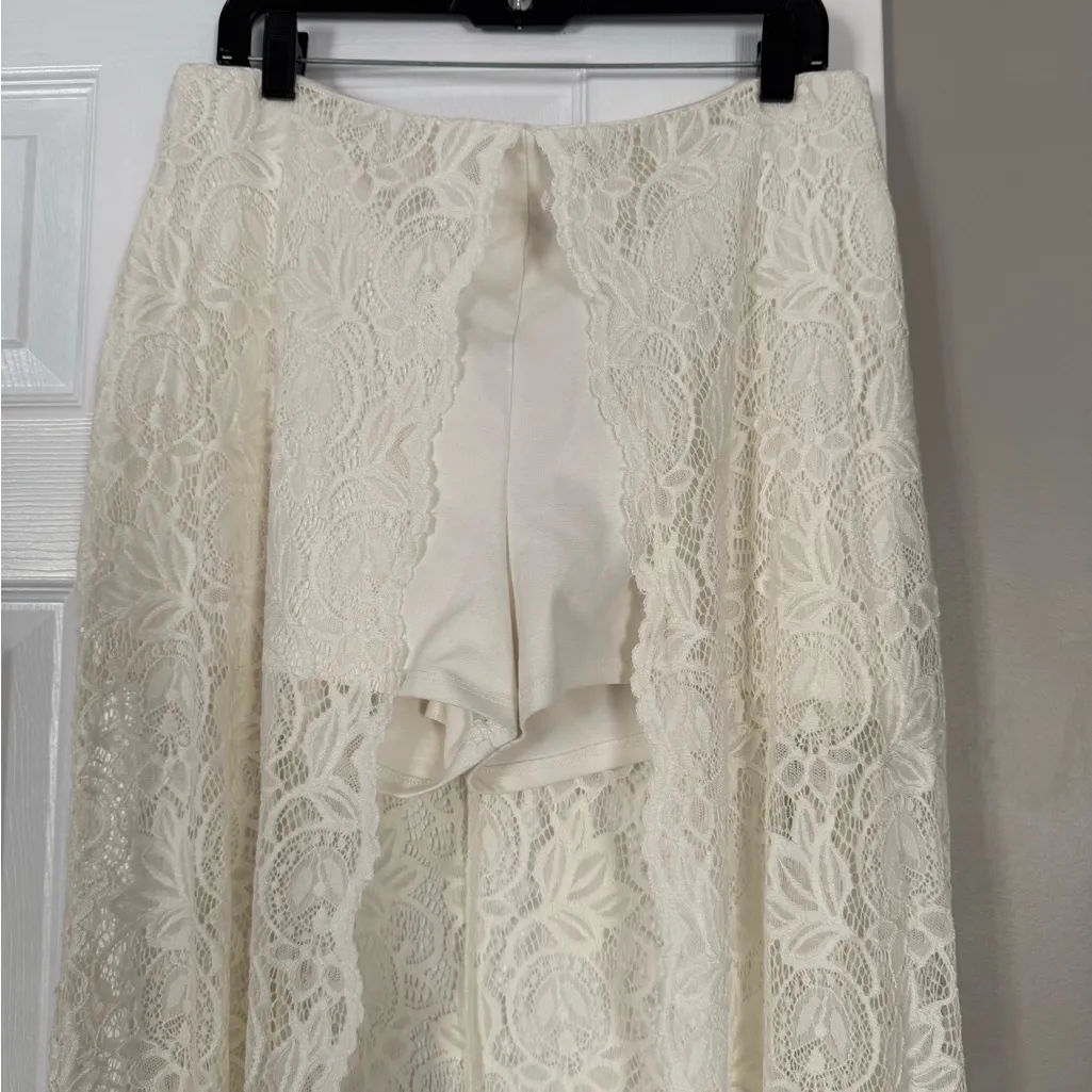 Material Girl Cream Shorts Pant Lace Skirt Festivals Beach - Image 2