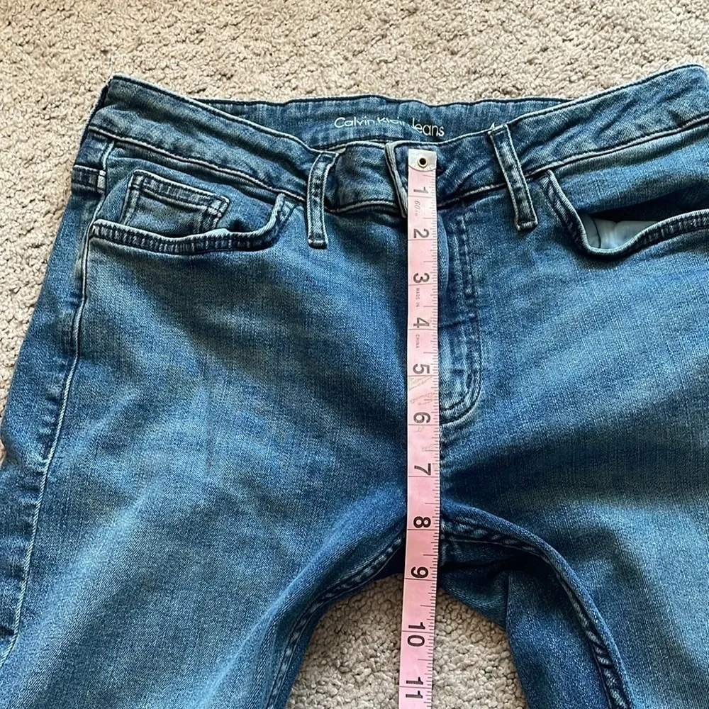 Calvin Klein Jeans Slim Boyfriend Medium Wash Skinny Jeans | Size 4 - Image 11
