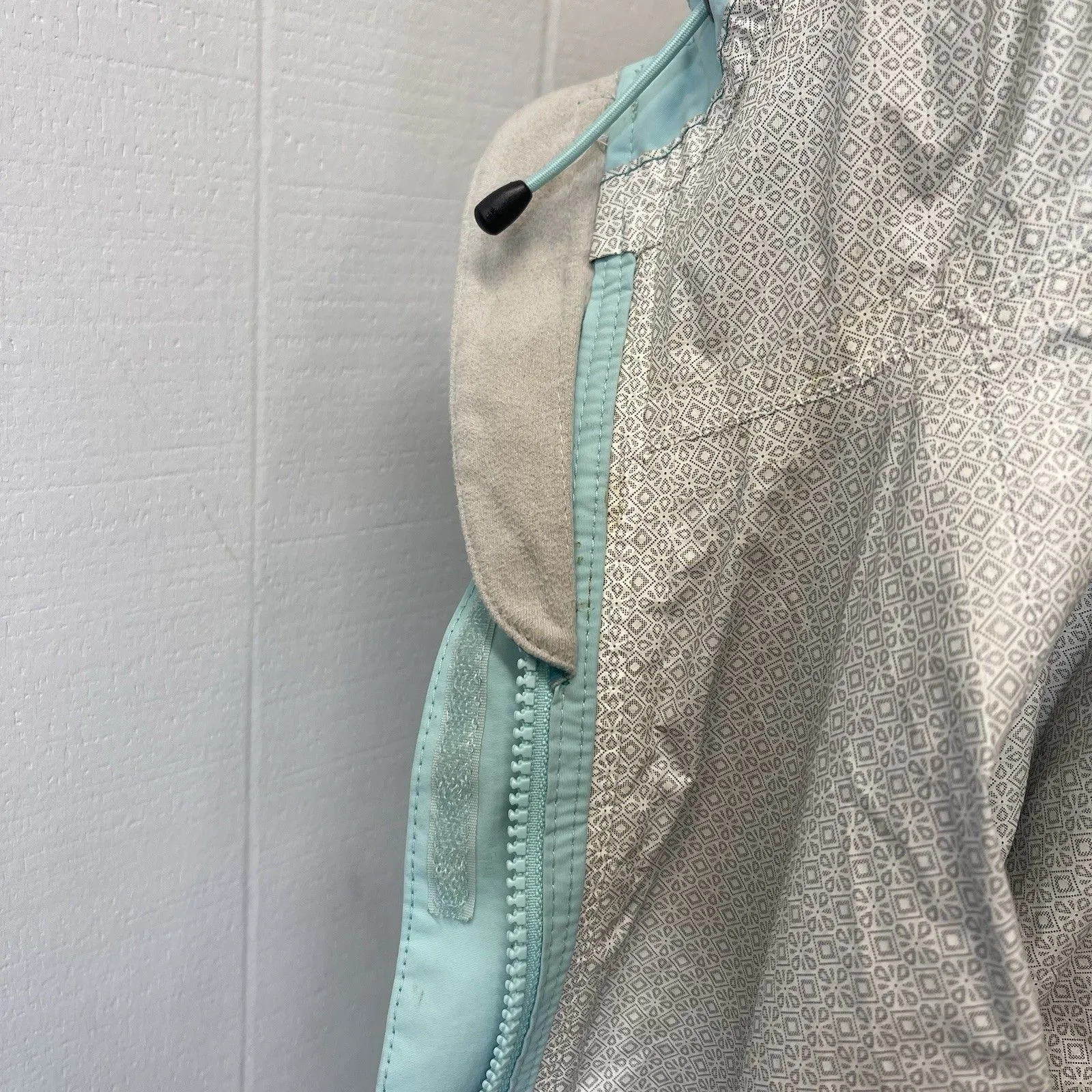 North Face Size XS Aqua Turquoise Waterproof Hooded Lightweight Rain Jacket - Image 15