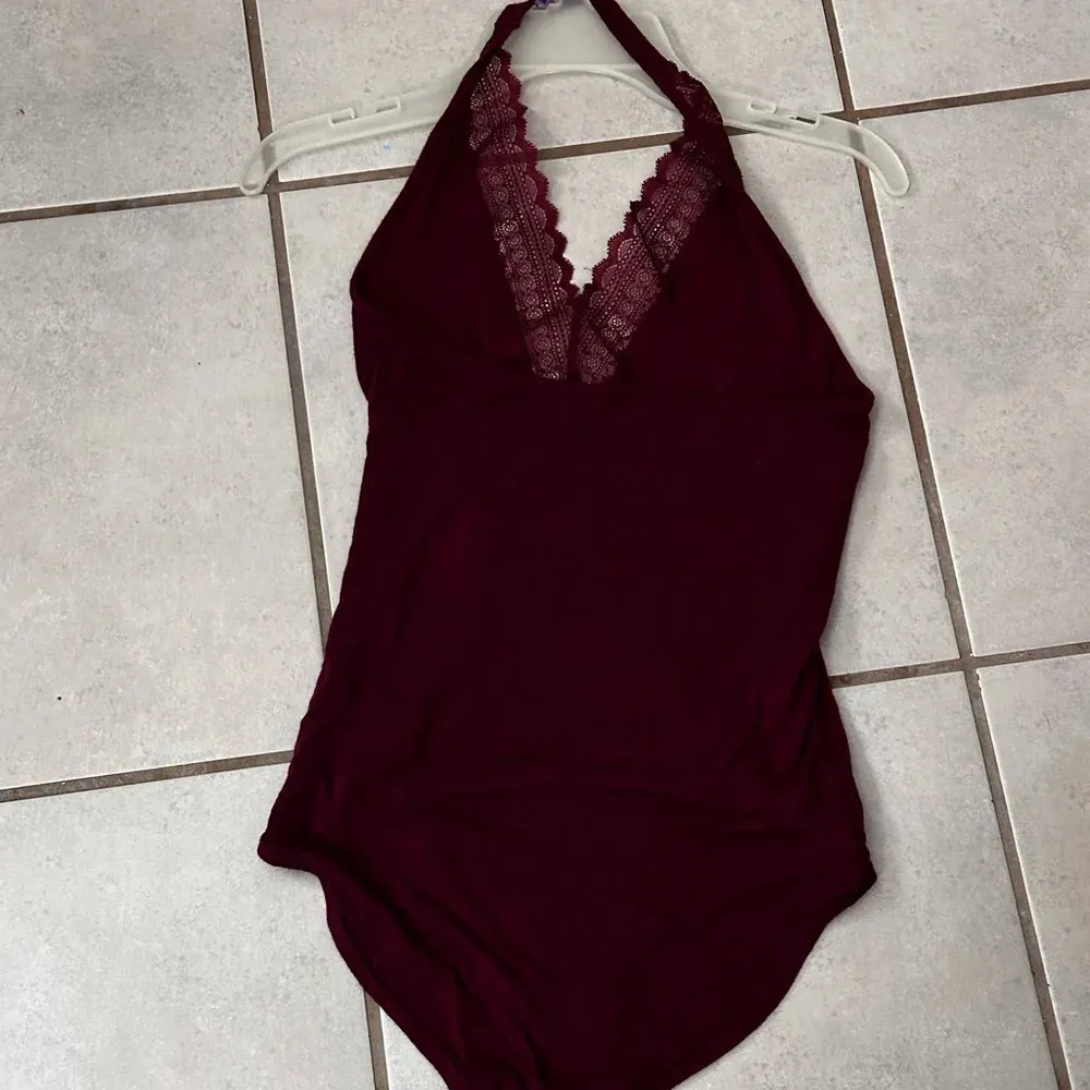 American Eagle Women AEO First Essentials Body Suit Halter Lace Trim Small - Image 7