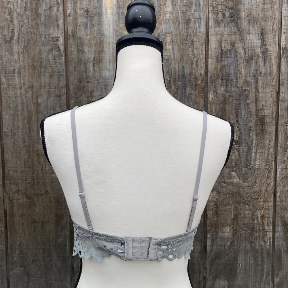 Aerie Grey Lace High Neck Bralette Size M - Image 3