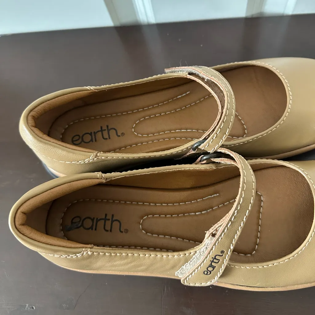 Earth Tose Lug Sole Square Toe Natural Tone Mary Jane Flat Shoes Size 7.5 - Image 8