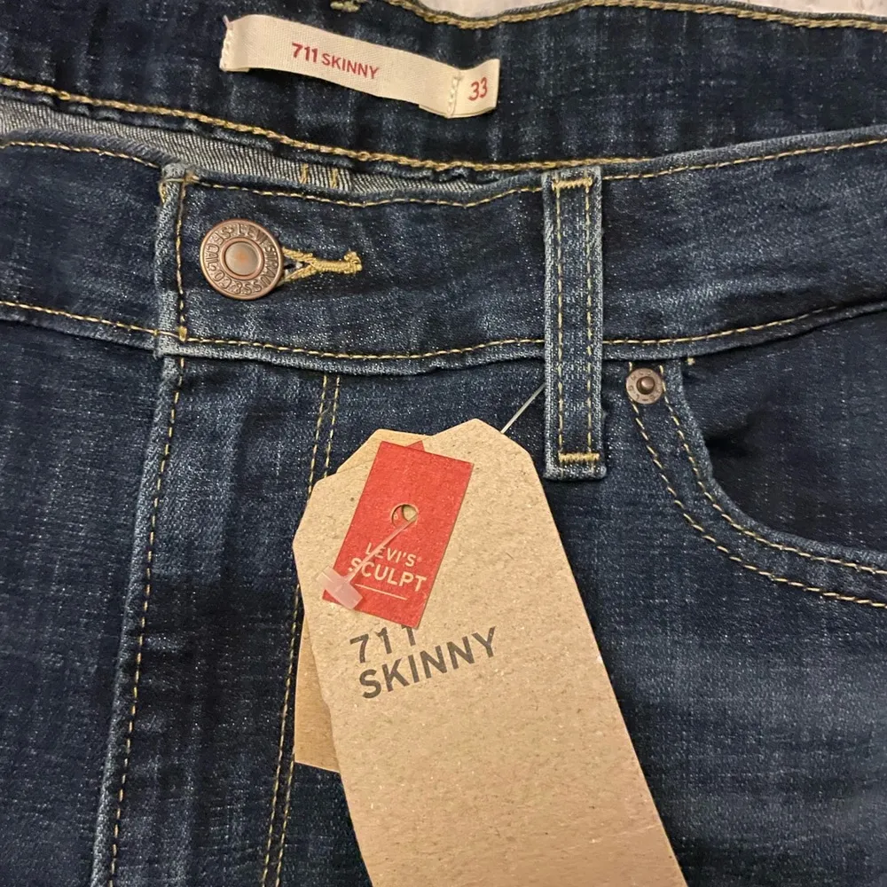 NWT Levi 711 skinny jeans women - Image 5
