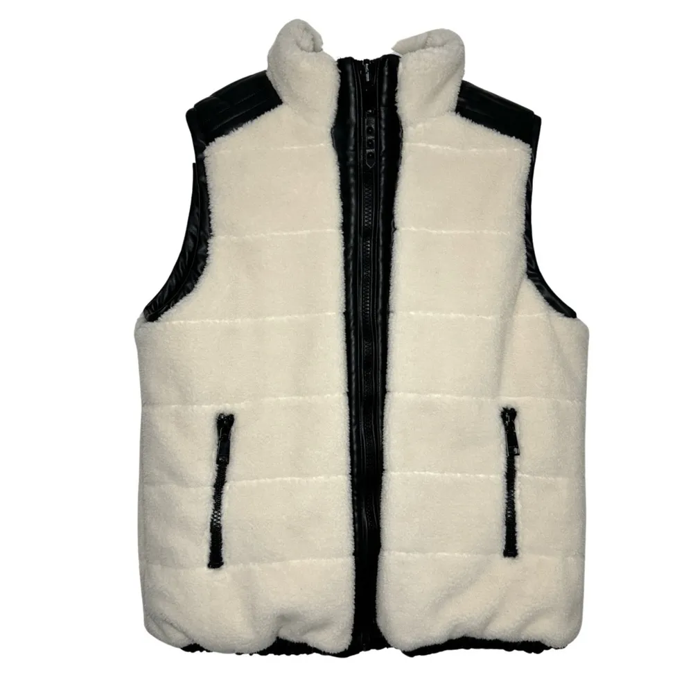 NWT Rebecca Minkoff Vest Size Medium Sherpa Faux Leather Reversible Ivory - Image 2