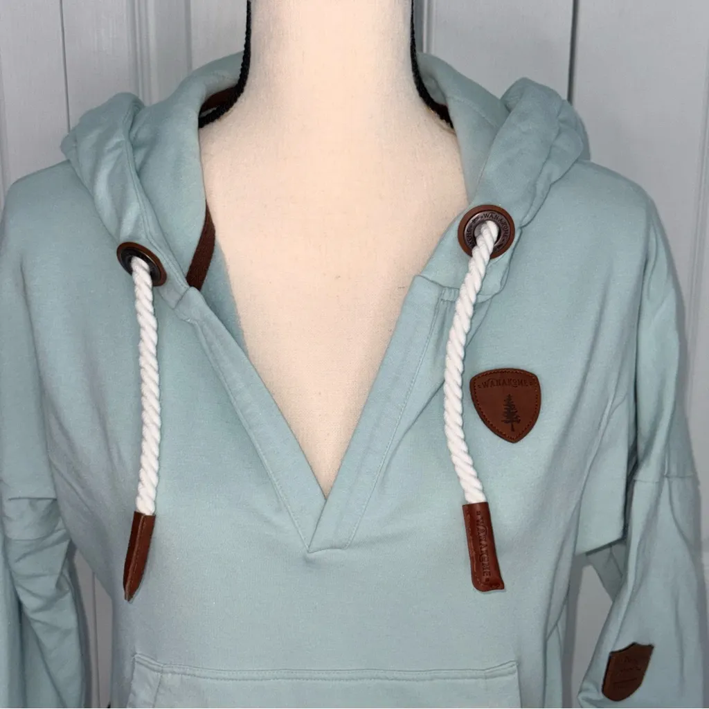 Wanakome light Blue / Mint  Crop Pullover Hoodie with Brown Accents size Small - Image 2