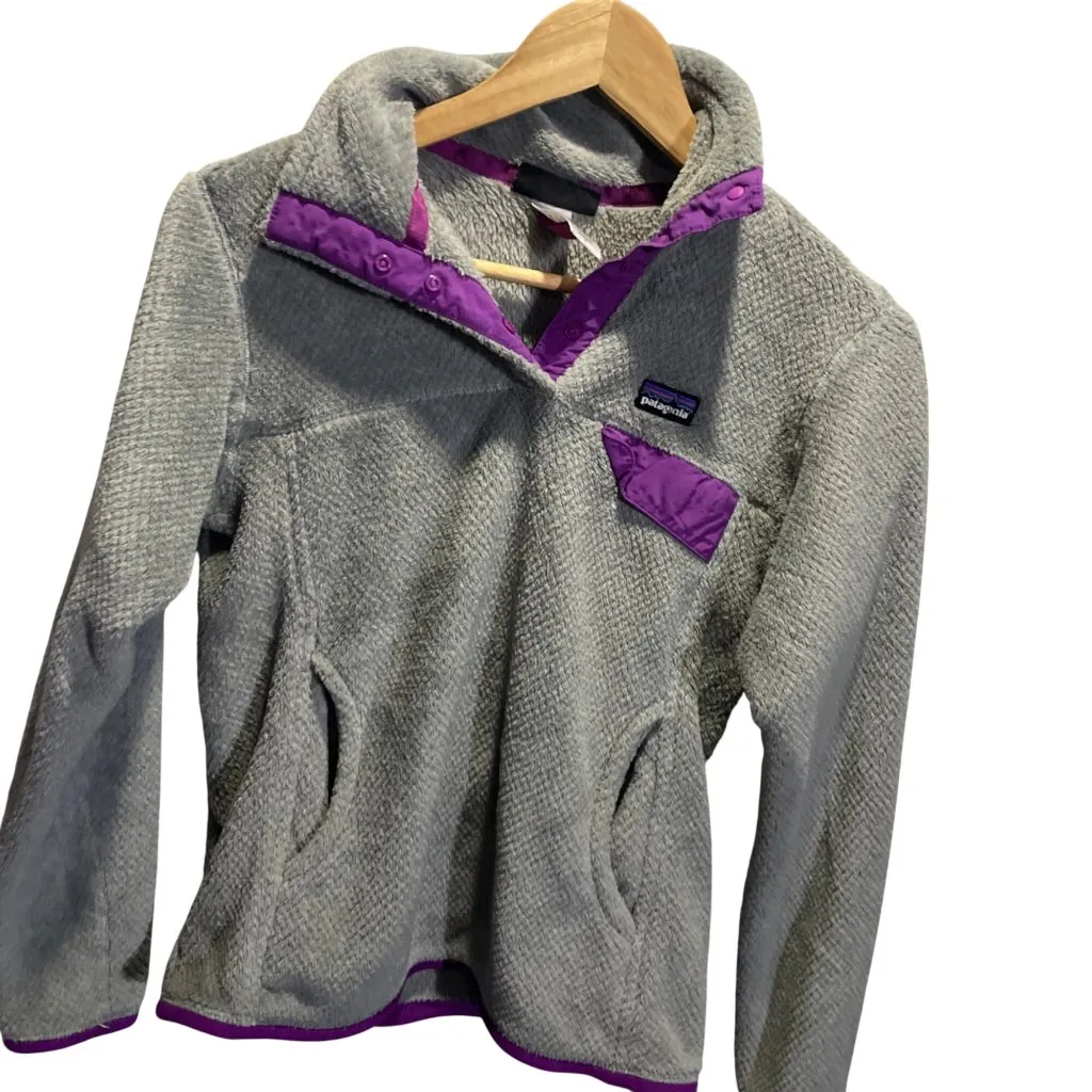 Patagonia Womens Small Gray & Purple Fleece Pullover Snap-T Sweater - Image 2