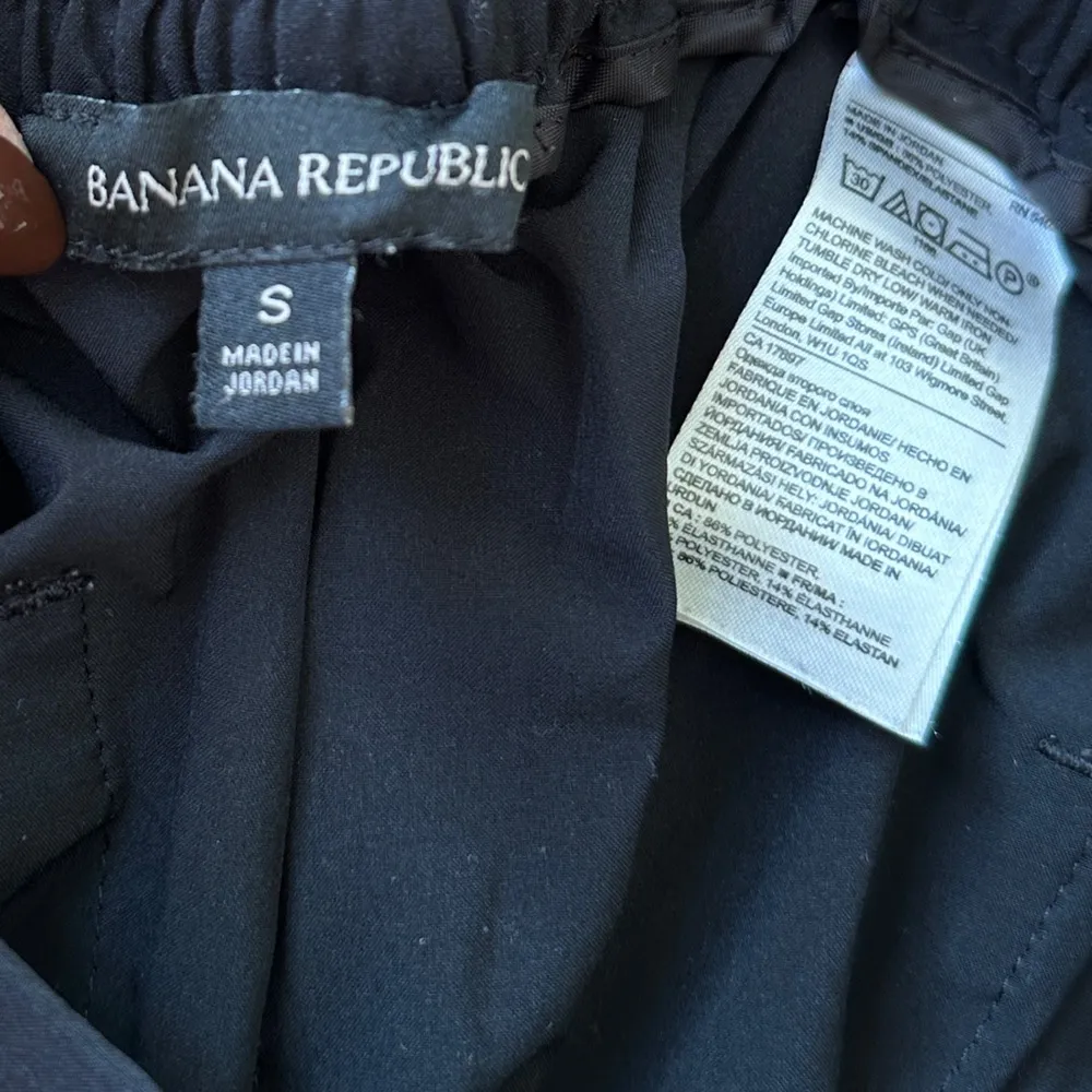 Tie-Waist Tapered Leg Black Pants - Image 8