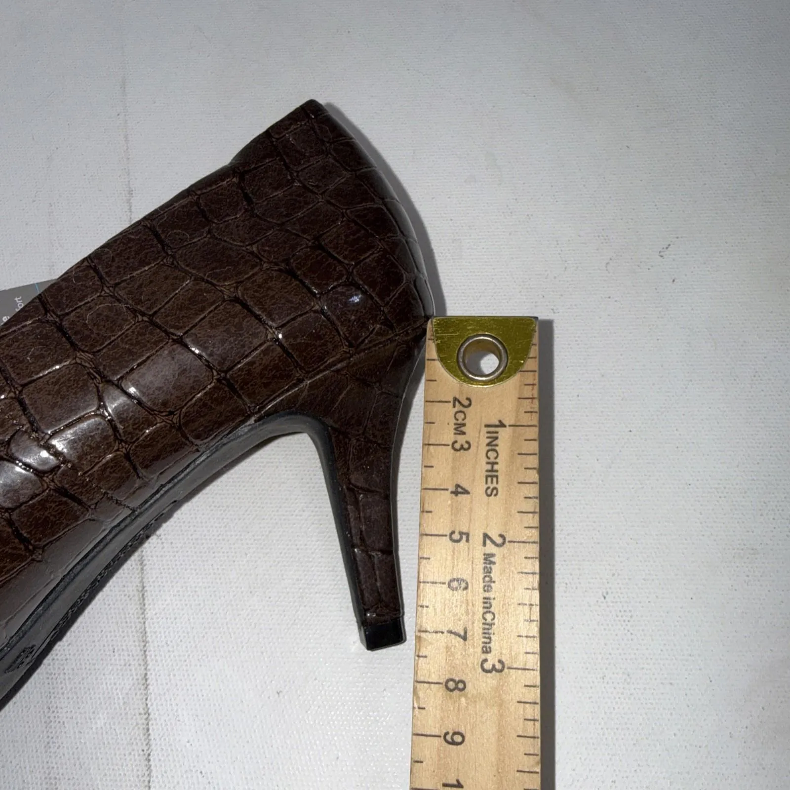 Comfort Plus By Predictions Slip On Croc Embossed VEGAN Pumps Heels Size 8W New - Image 15