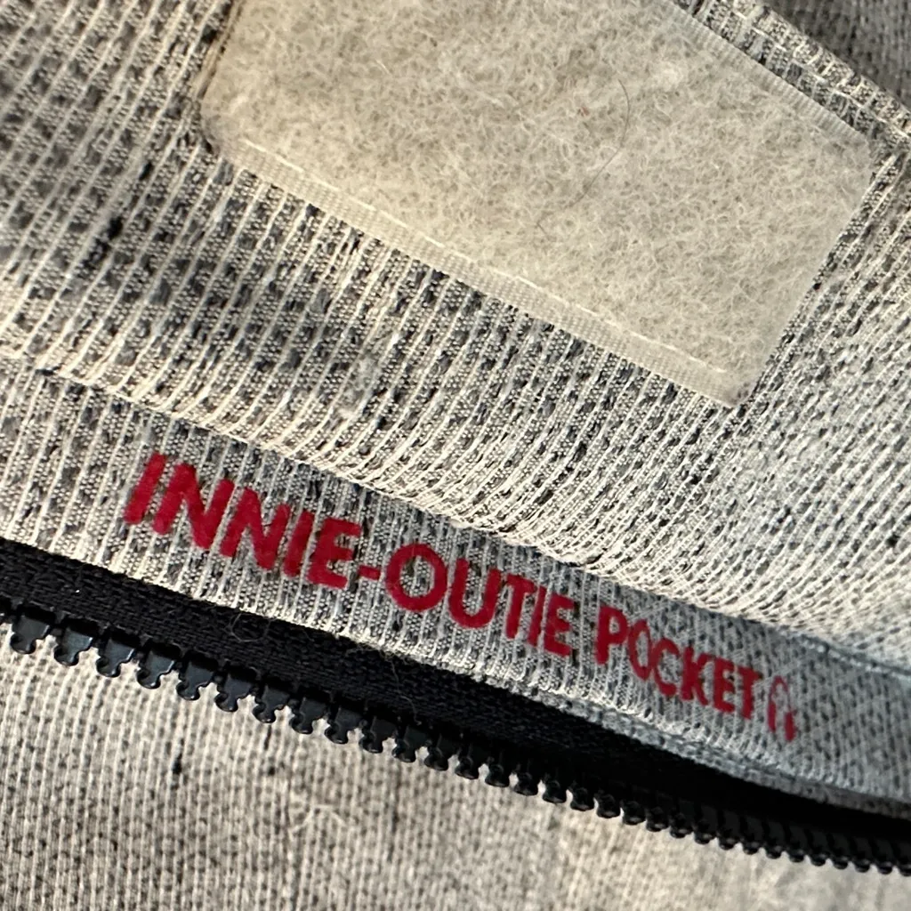 686 Parklan Women's Heathered Ski & Snow Jacket with Faux Fur Trim sz medium Gray - Image 6