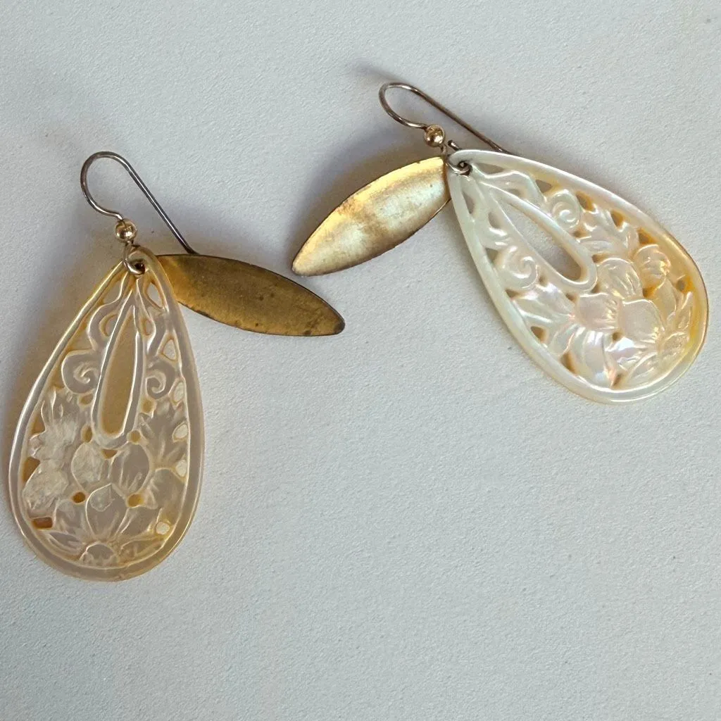 Sterling Silver Carved Mother of Pearl Teardrop Earrings - Image 4