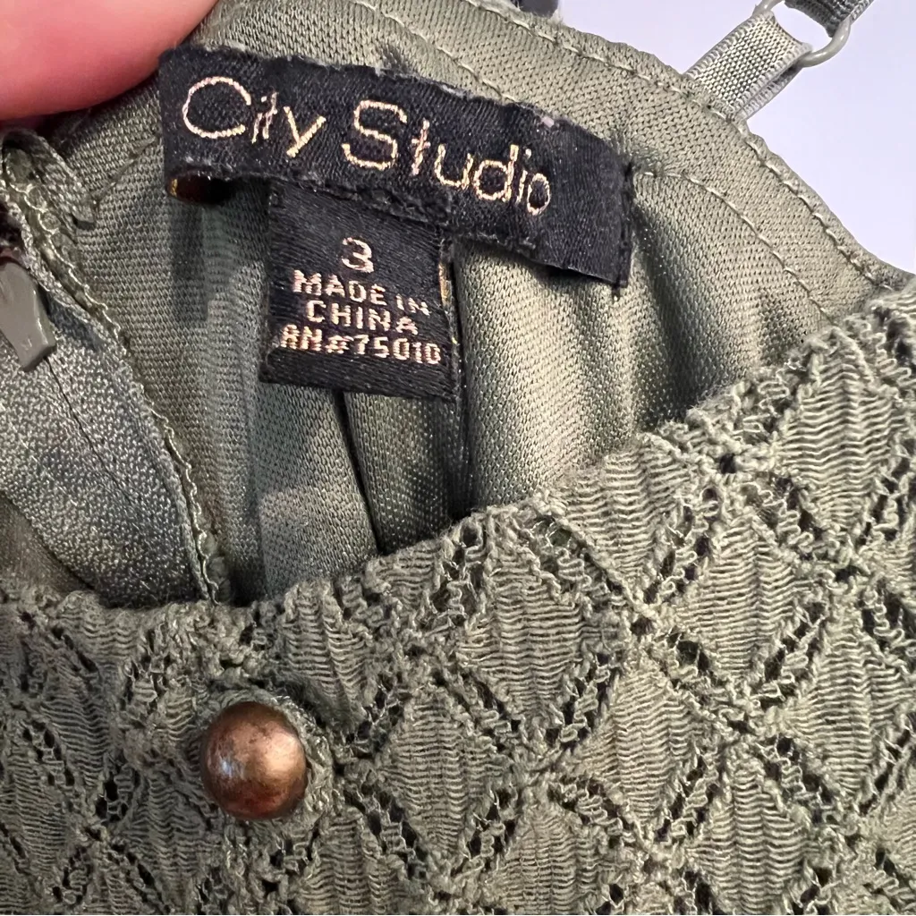 City Studio dress women’s size 3 olive green crochet ruffle flare summer dress - Image 7