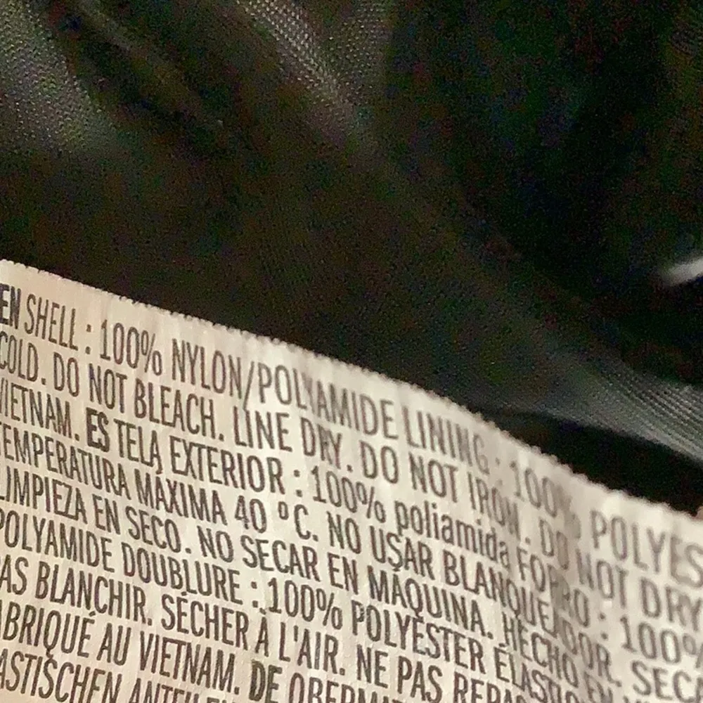 Forever 21 Size Small Black Crop Jacket. Preloved - Image 7