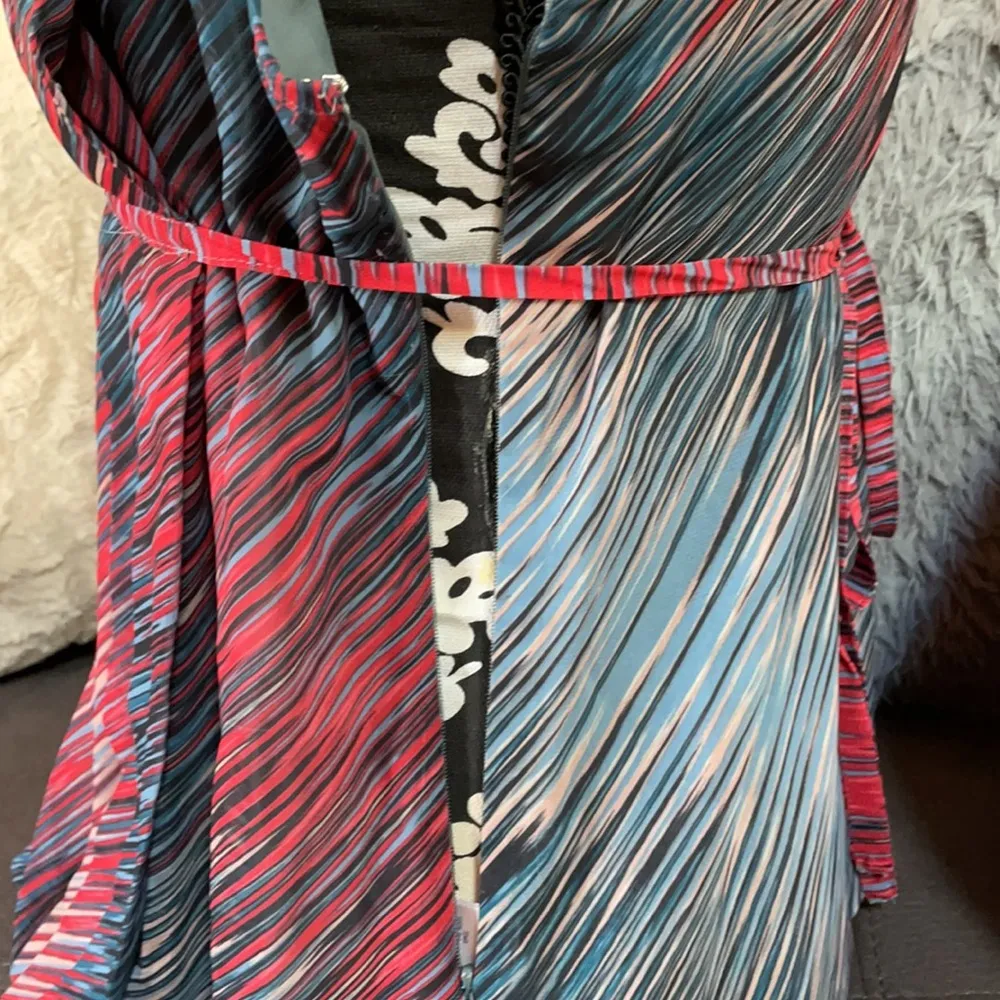 JENNIFER LOPEZ Colorful Tank Blouse Size Medium - Image 5