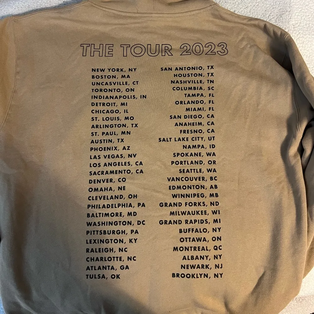 Jonas Brothers Tour Hoodie Tan Size XL - Image 4
