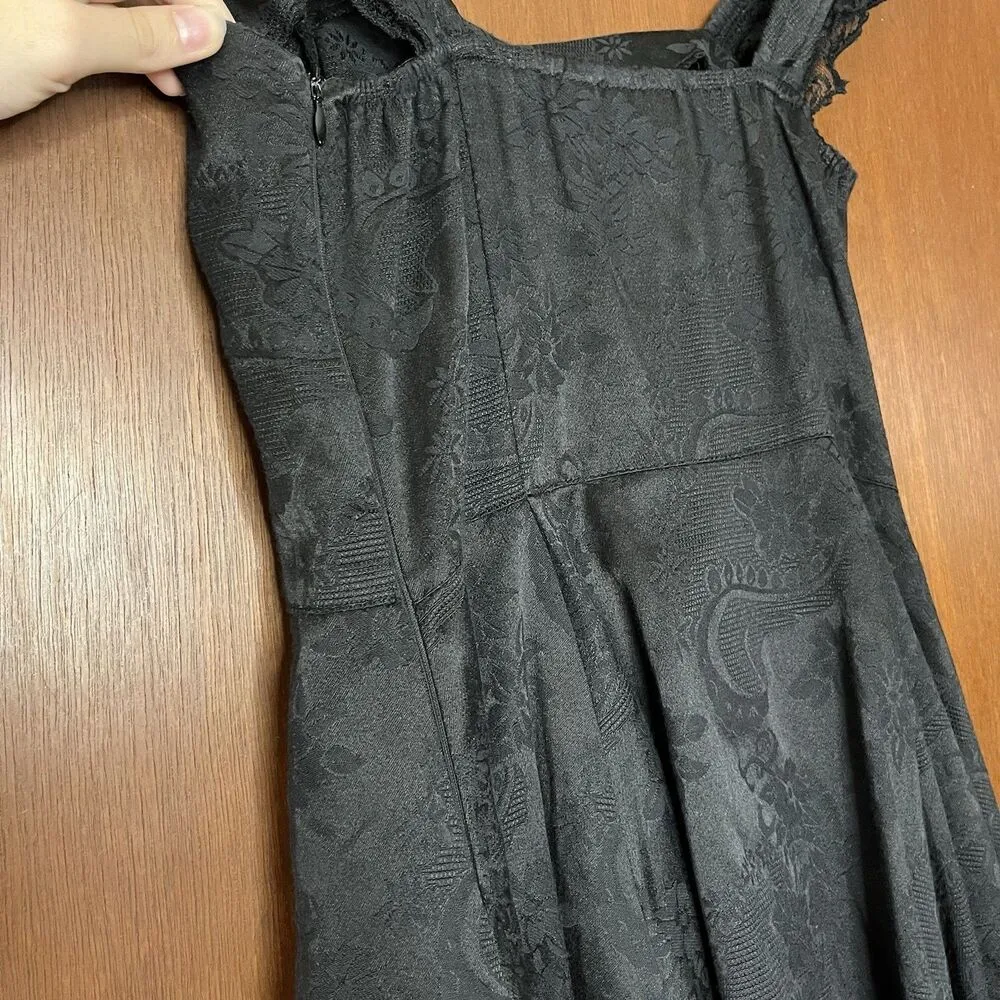 Hearts & Roses Black Poofy Floral (8) Dress Goth Ruffles Lace Up Open Shoulder - Image 5