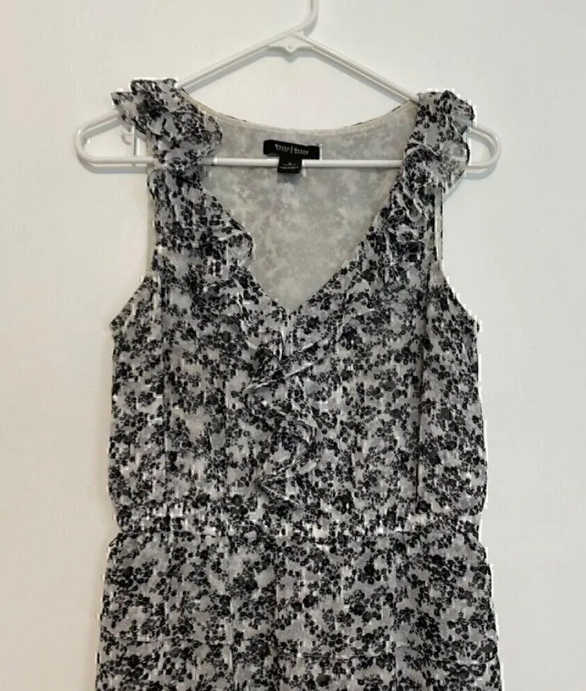 WHITE HOUSE BLACK MARKET WHBM White Black Gray Floral Ruffle Tiered Shift Dress - Image 3