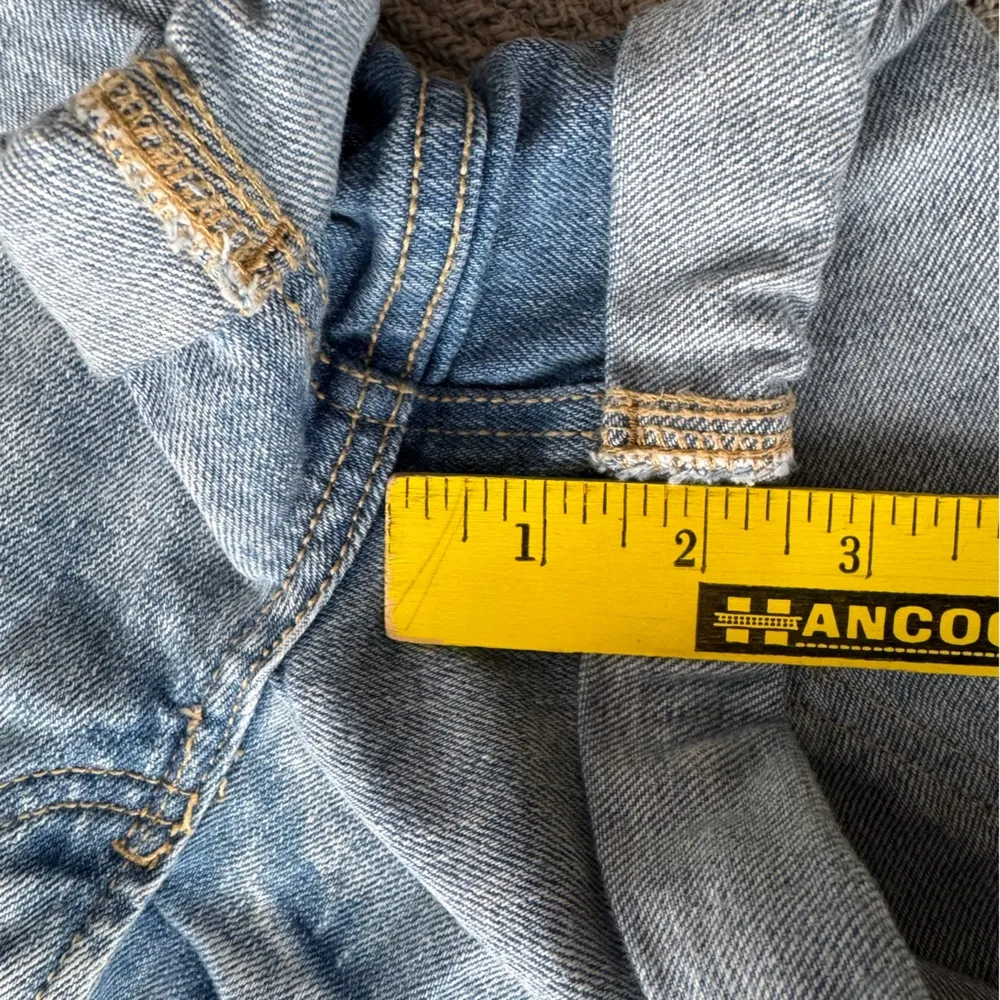 Old Navy Medium Blue Denim High Rise O.G. Straight Rolled Hem Jean Shorts Sz 6 - Image 6