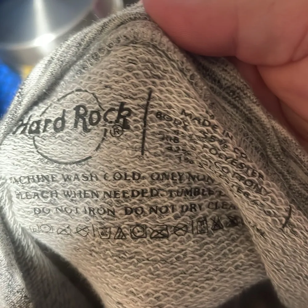 Hard rock cafe Niagara vintage style sweater size M - Image 8