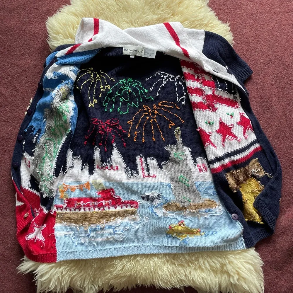 1994 The Eagle Eye short sleeved cardigan with sailor collar Americana design Size L - Image 2
