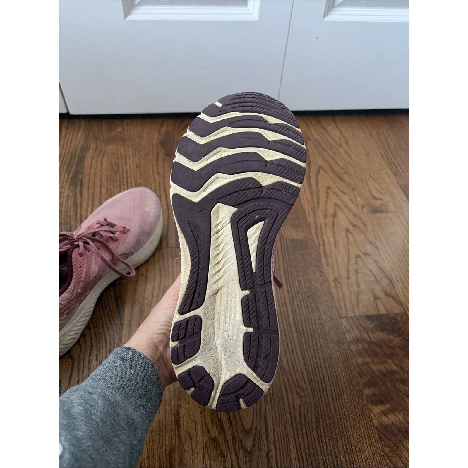 Asics GT-2000 10 Women's Size 11 Running Shoes Pink - Image 5