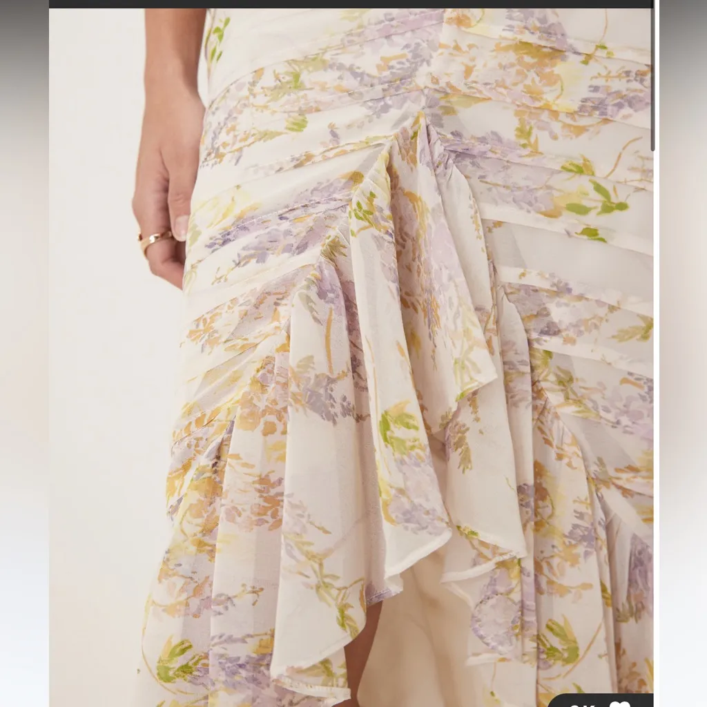 ASOS DESIGN pintuck maxi dress with cape flutter sleeves in wisteria floral prin - Image 3