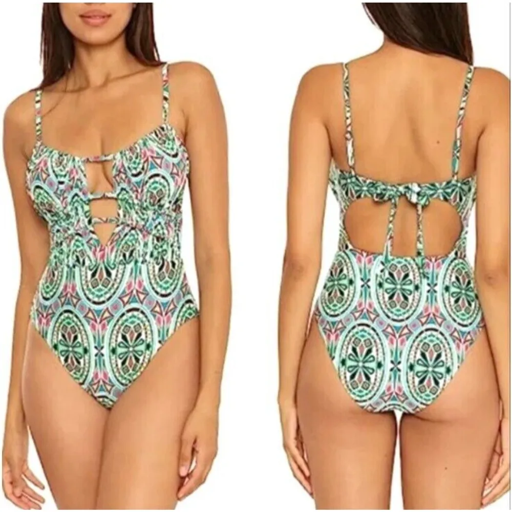 NEW Becca Mosaic Shirred Front One Piece Swimsuit Womens Size Medium $138 - Image 3