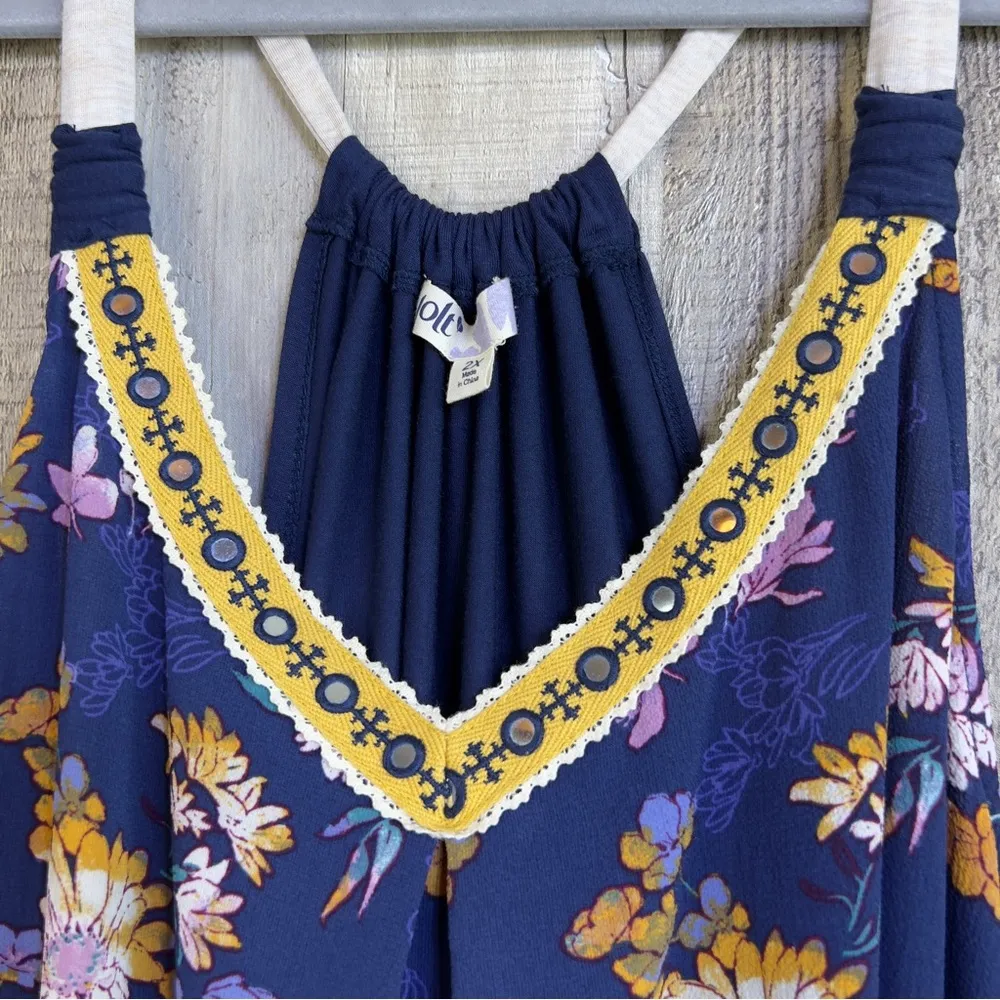 Jolt Size 2X V-Neck Floral Strappy Top - Image 5