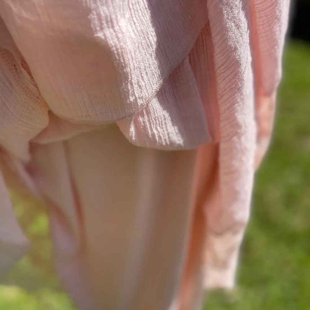 Stilleto’s peach rayon strapless maxi dress with lace panels in skirt. Size L. Size L - Image 7