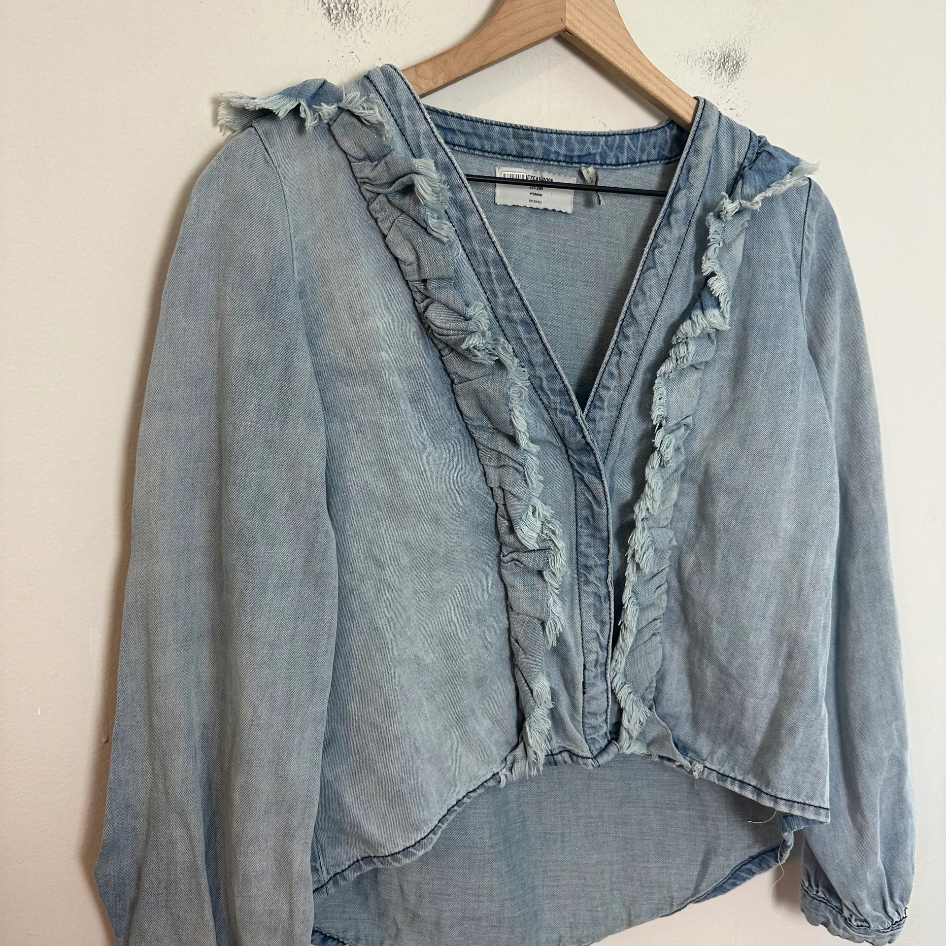- Captain Ruffle Chambray Button Down Shirt Western Boho Festival - Image 5