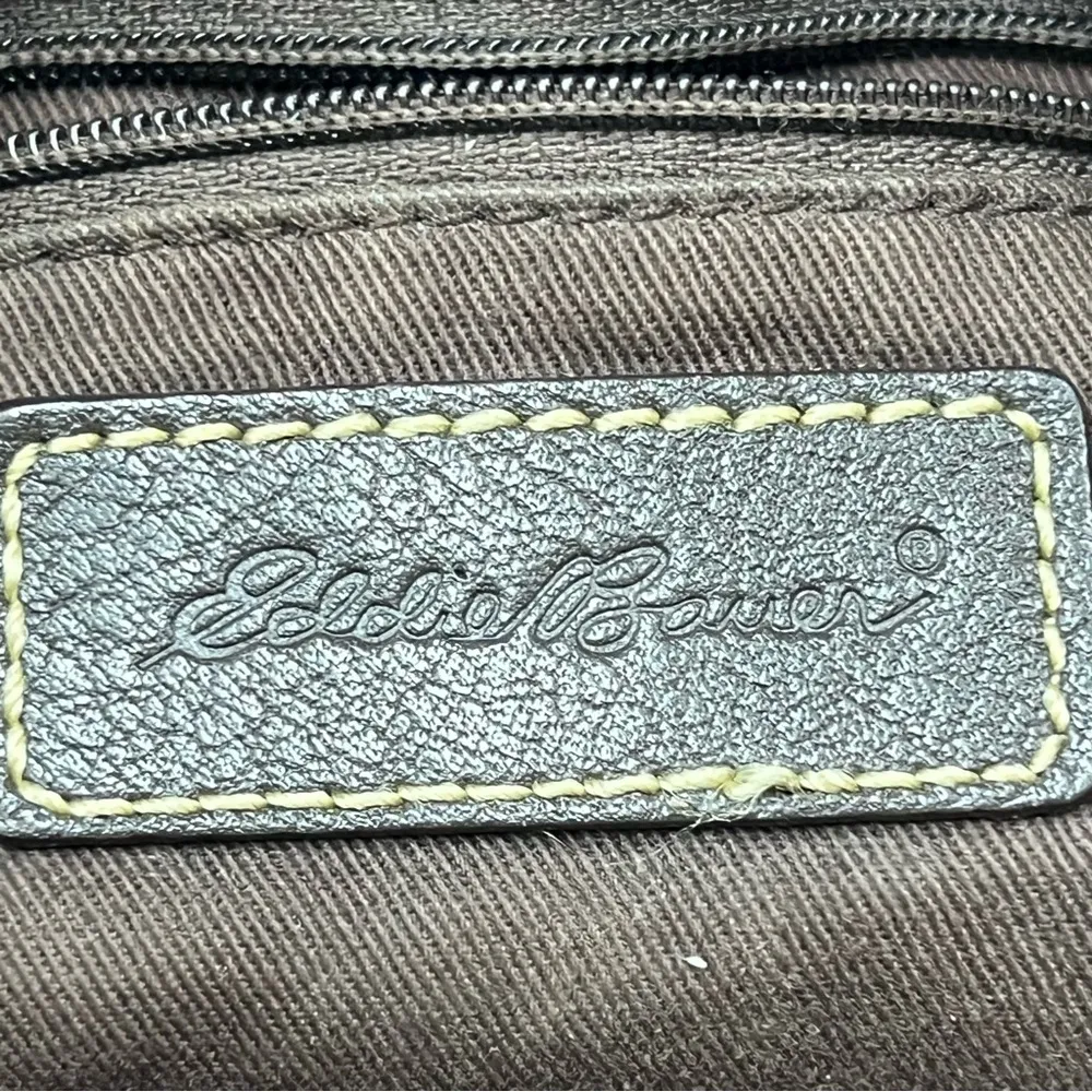Eddie Bauer genuine cow leather purse - Image 9
