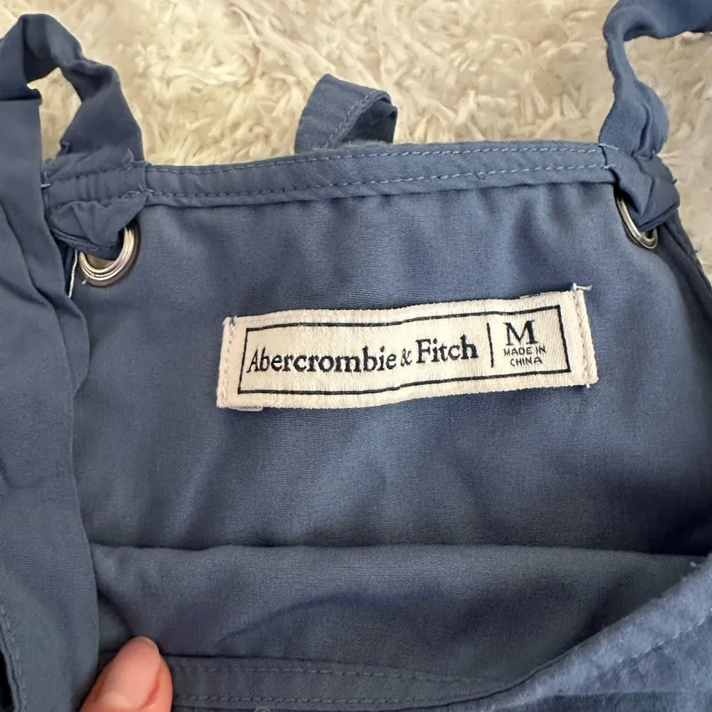 Blue Halter Crop Top with Lace and Scallop Details - Image 5