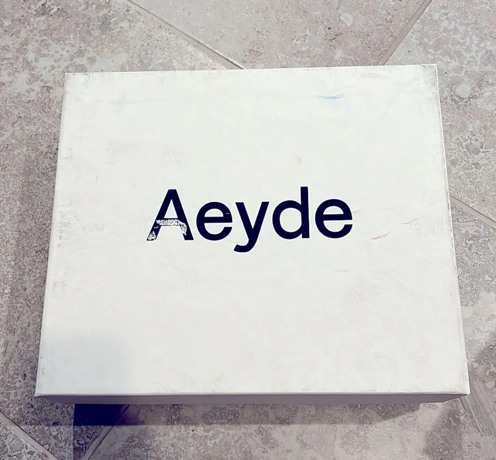 NEW  Alena Nappa Leather Latte Boots, Size EU 40 New in Box Retail $495 - Image 7