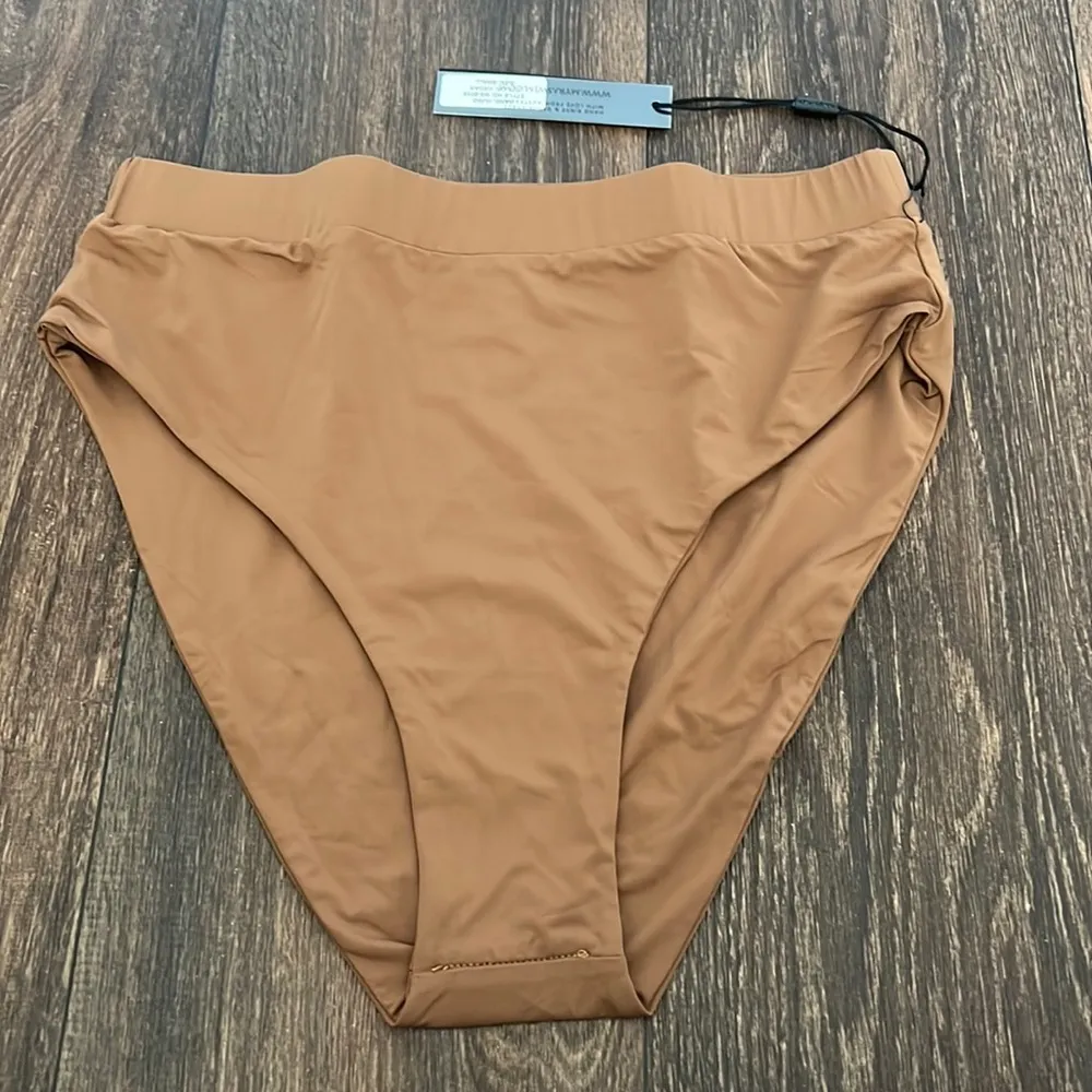 Hugo Bottom in Cedar - Image 2