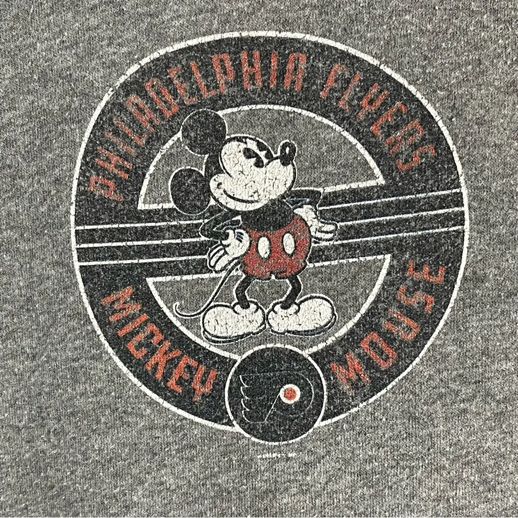 Fanatics Disney Woman’s Philadelphia Flyers Mickey Mouse Hoodie Size Small - Image 3