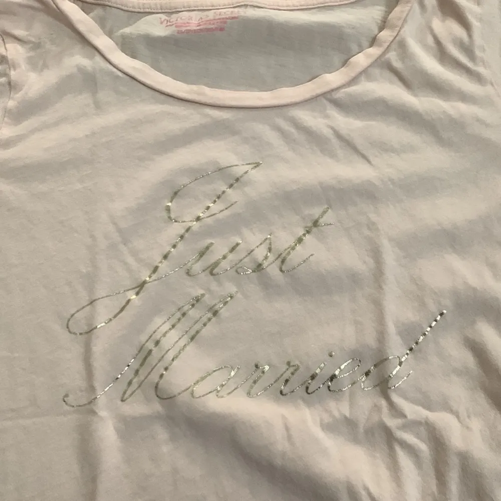 Victoria secret just married pink t-shirt - Image 2