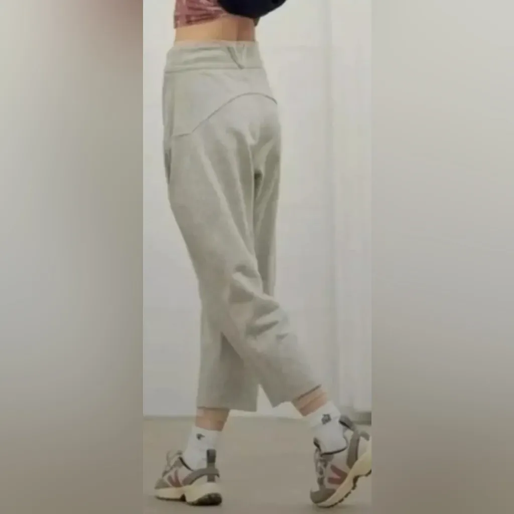 NWOT Free People Movement Summit Scout Pants - Image 2