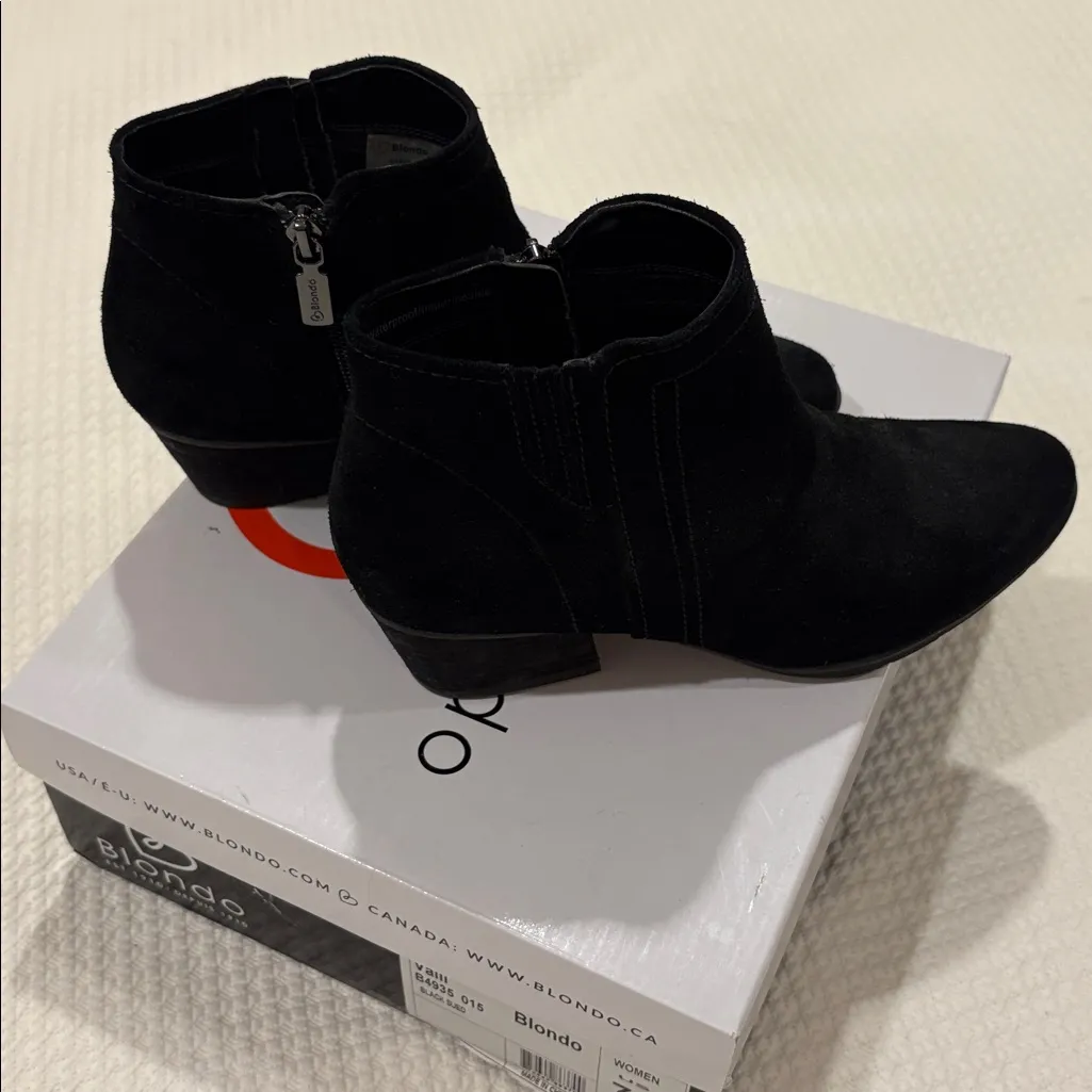 Blondo Black Suede Ankle Booties - Image 4