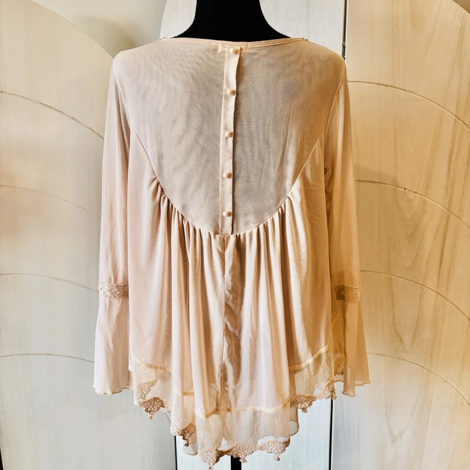 Ultra Pink Beige Lace Blouse Size Small Sheer Mesh Floral Trim Romantic Style - Image 5