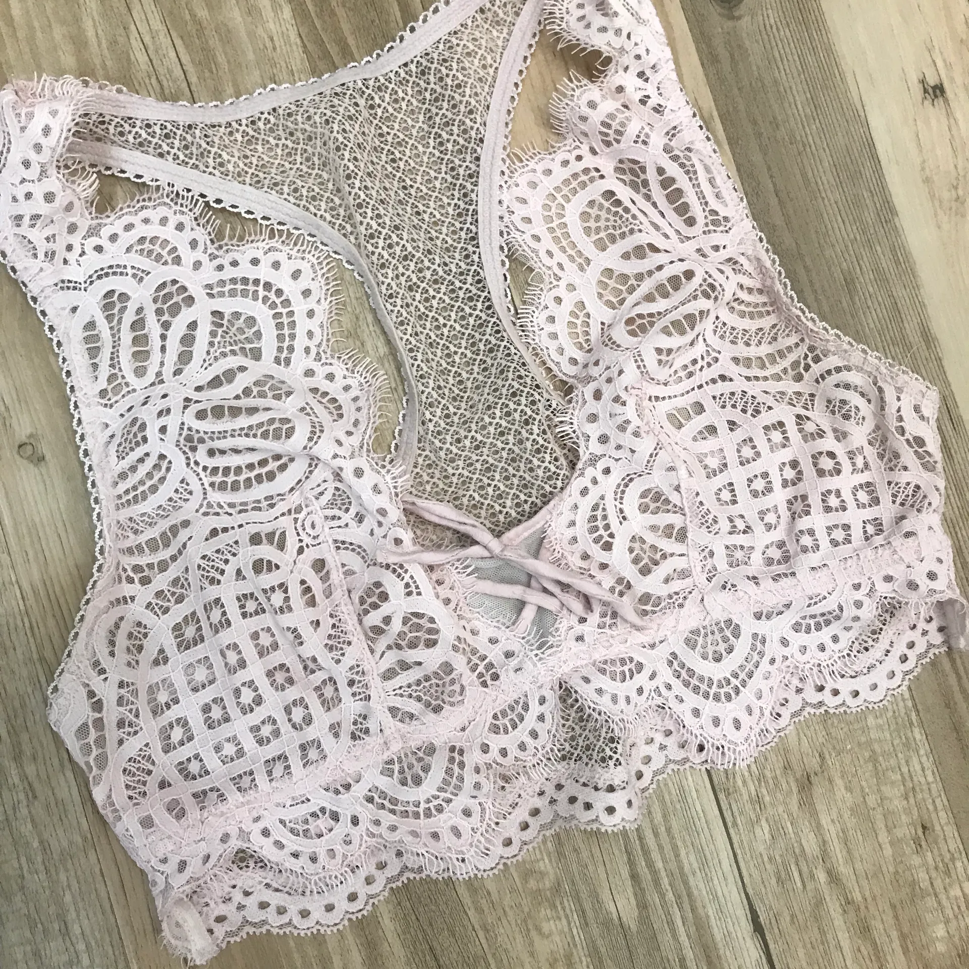 Victoria’s Secret blush pink Bralette small - Image 5