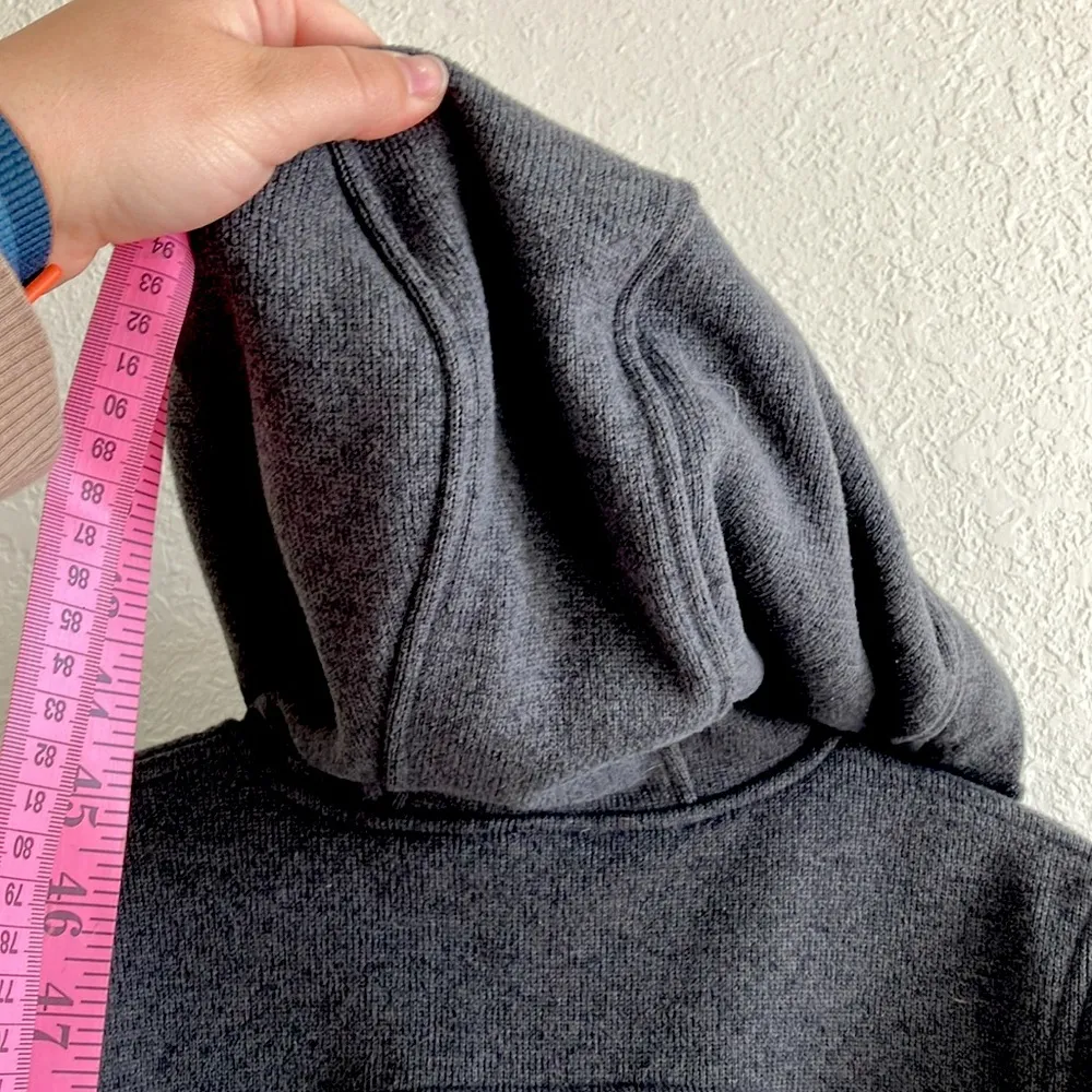 Lululemon Dark Gray Quarter Zip Fleece Pullover Size 4 with hood - Image 6