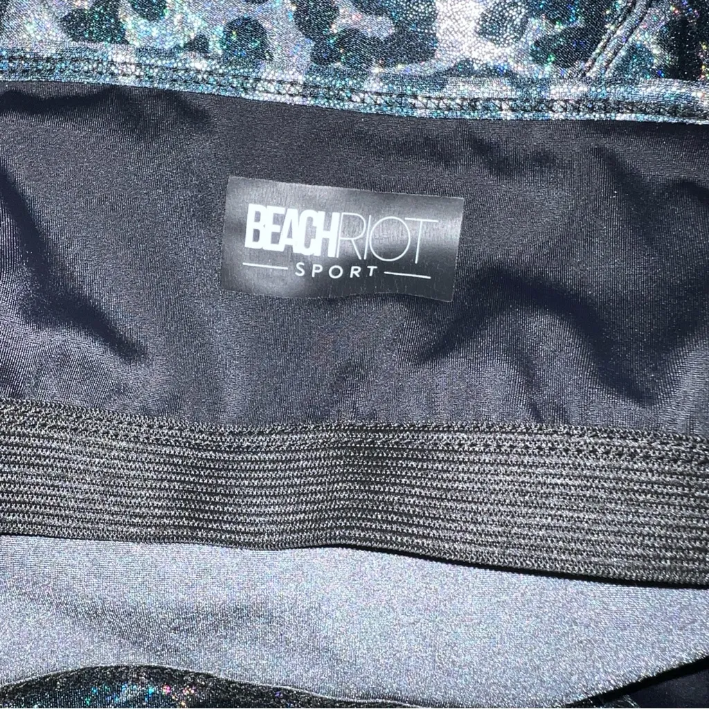 Beach Riot Piper Hologram Leopard Print Leggings & Bralette Set Large - Image 6