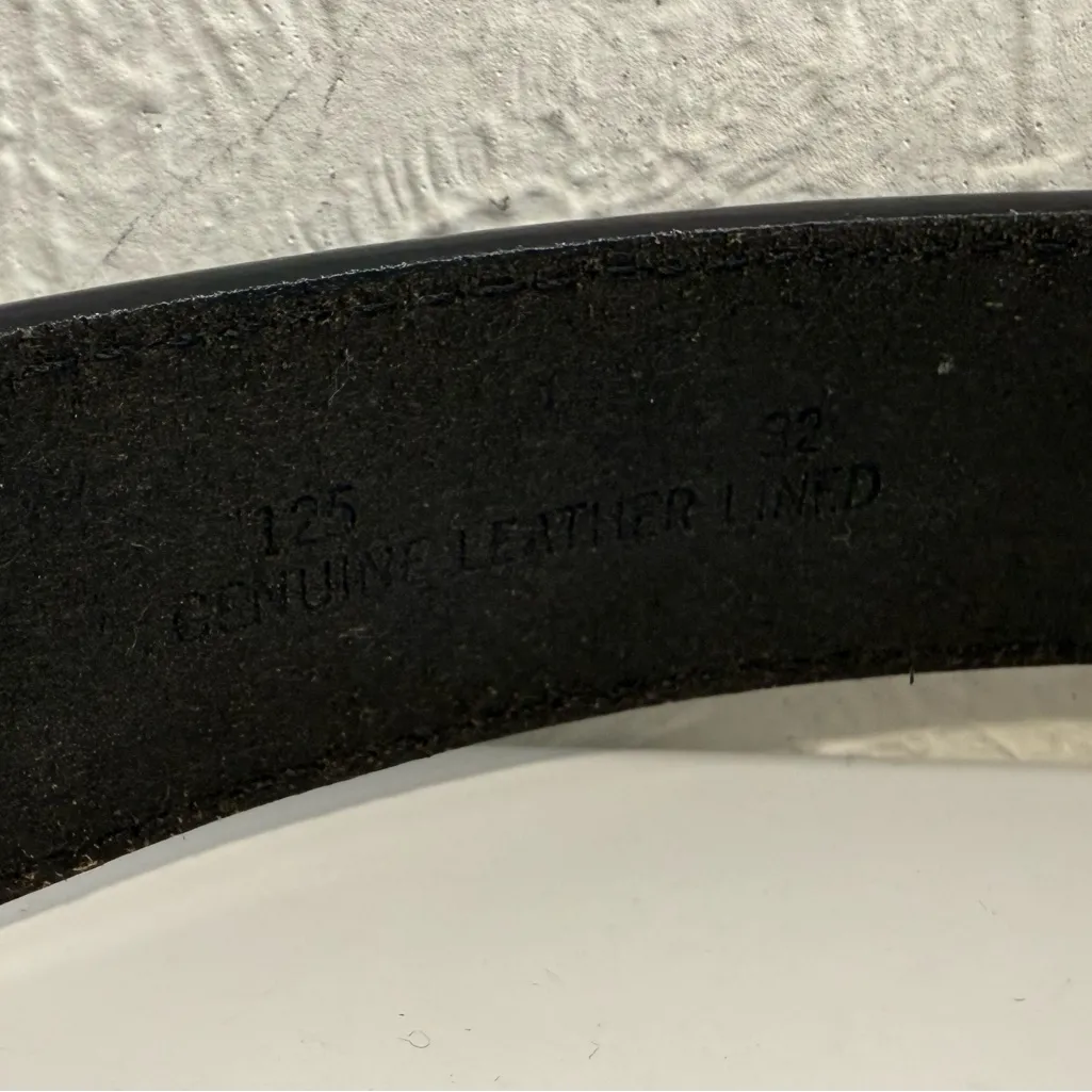 Vintage 3D Western Black Floral Embossed Leather Belt Silver Buckle 32 EUC - Image 2