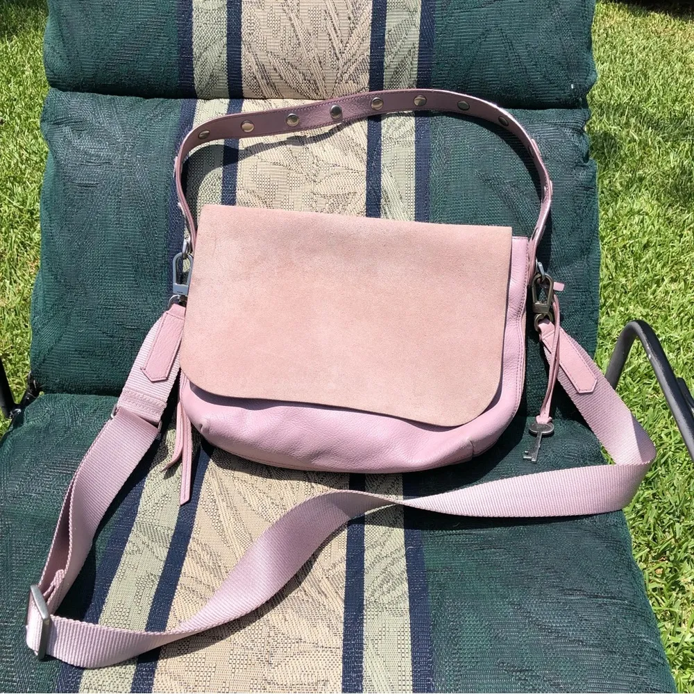 Fossil Maya Crossbody Suede Leather Lilac Purse - Image 4