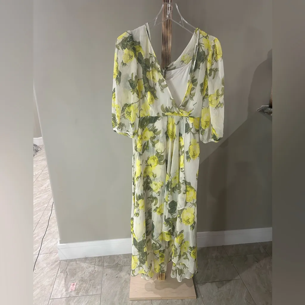 Calvin Klein Yellow Floral Chiffon Wrap Midi Dress Women’s Size 6 - Image 4
