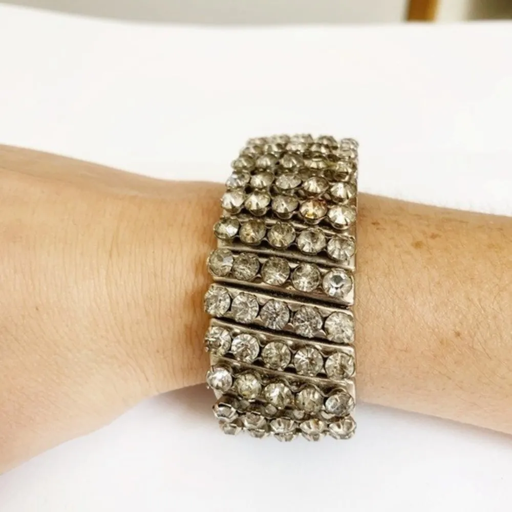 Vintage Rhinestone Accordion Stretch Bracelet - Image 5