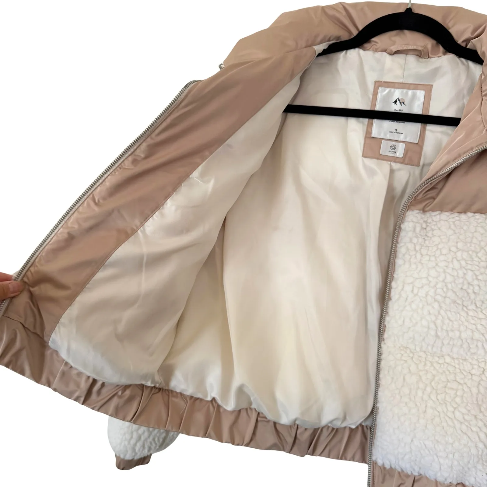 Women's Abercrombie & Fitch Ultra Faux Fur Color Block Mini Puffer Jacket -Small - Image 6