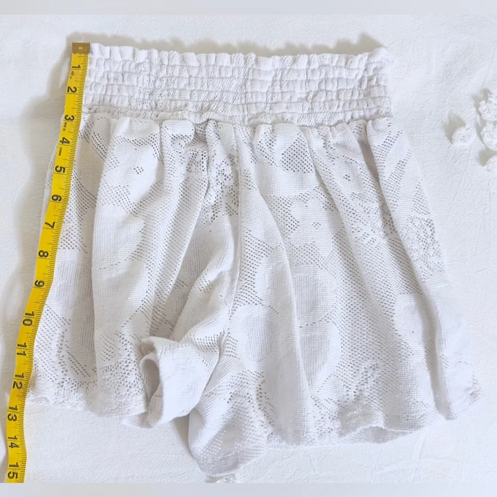 Lace Elastic High Waisted Beach Shorts - White - S - Image 9